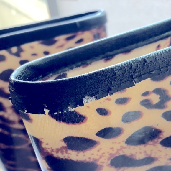 Bootsi Tootsi Animal Print Rain Boots - Picture 5 of 7
